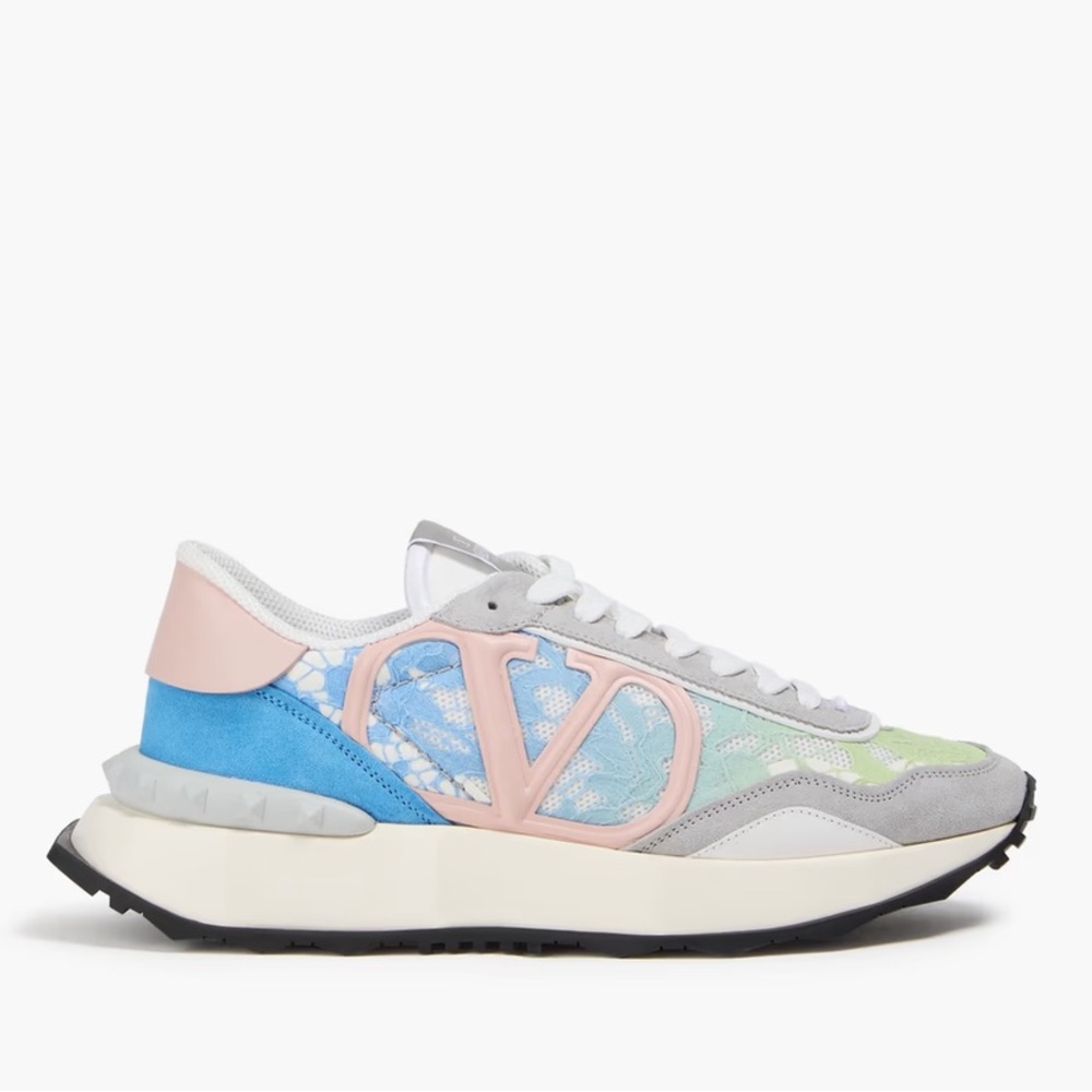 VALENTINO GARAVANI
Lacerunner sneakers size 39